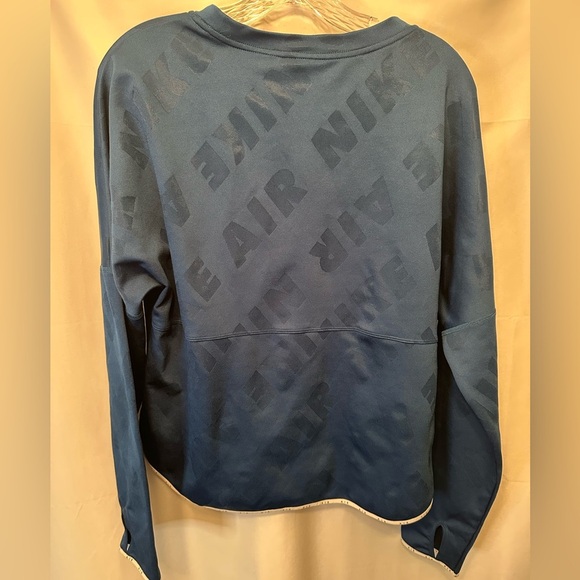 Nike Women Size Large AIR MIDLAYER CREW TRAINING TOP Blue DB4294-432 - Picture 10 of 10